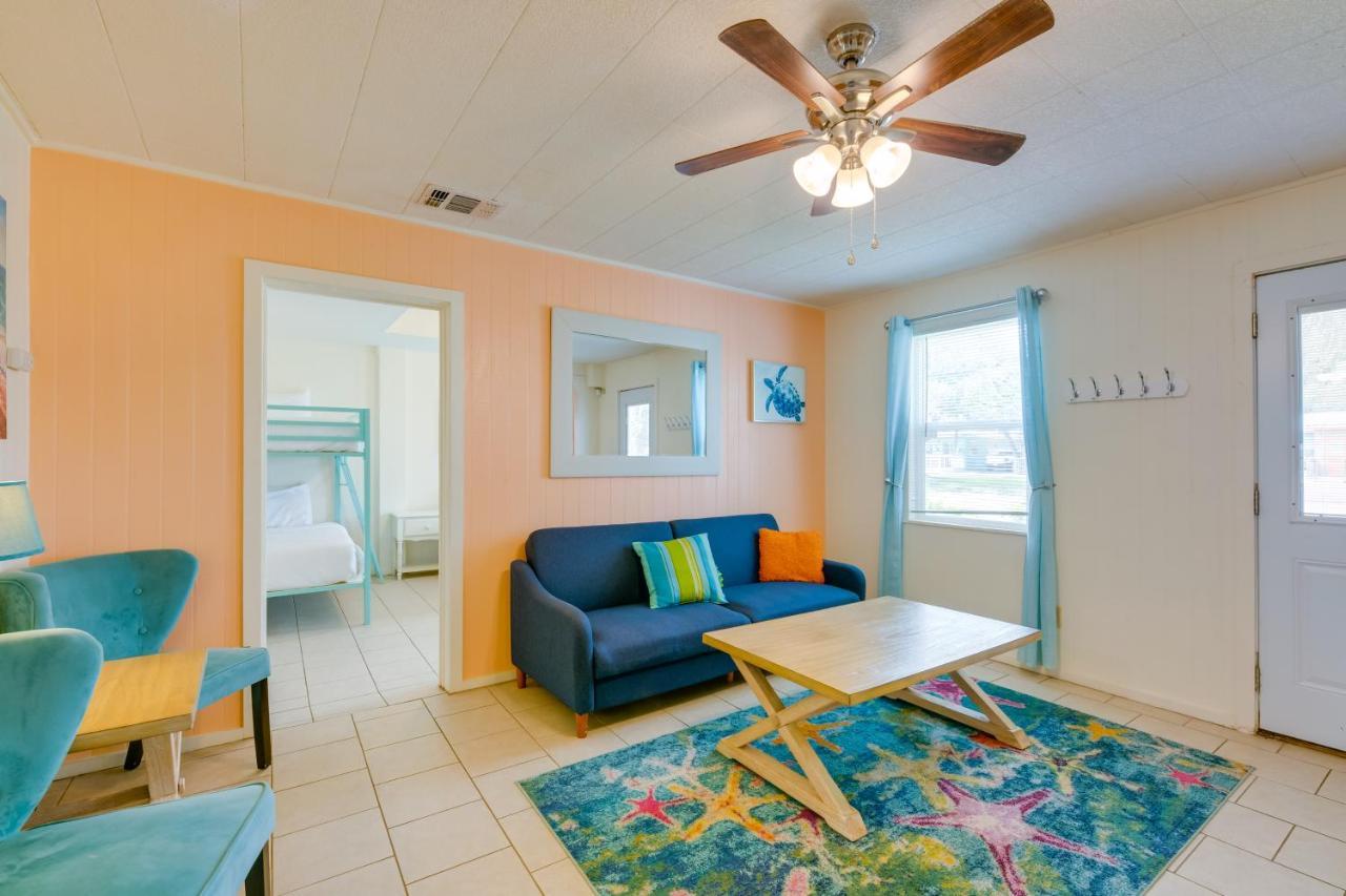 Beautiful Rockport Townhome - Walk To Aransas Bay! Экстерьер фото